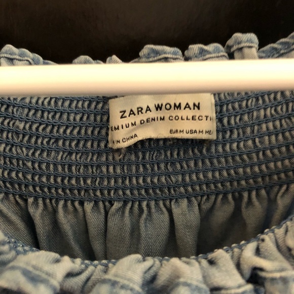 Off the shoulder denim top from Zara. - Picture 3 of 6